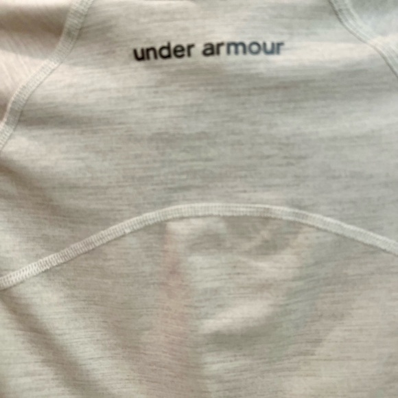 Long Sleeve Under Armour Yoga Jacket-  Size Small- Crème Color - Picture 2 of 8